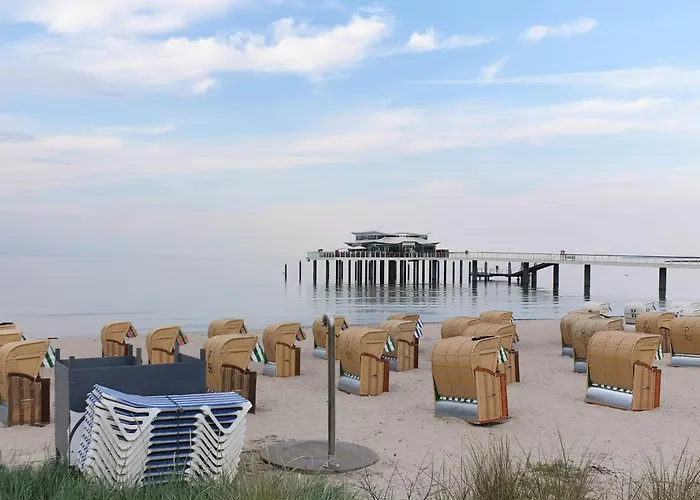 Strandnahes Appartement Ostseescholle mit Balkon , Parkplatz Timmendorfer Strand
